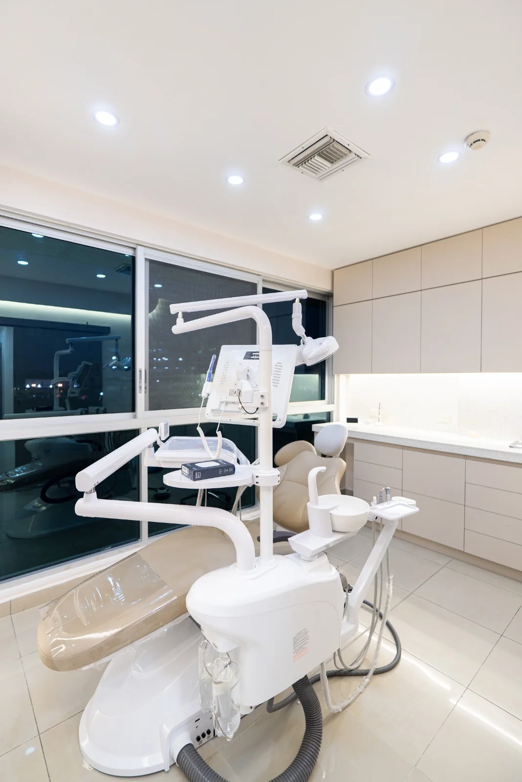 Sillón dental en L’Eclair Dental Clinic